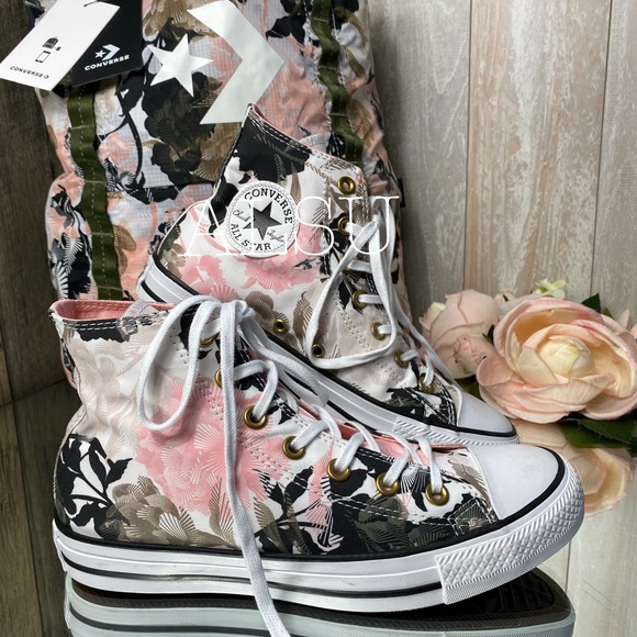 Converse Ctas High Top Storm Pink Flowers Women’s - Picture 3 of 8